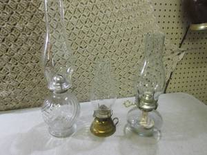 (BSB) 3 Vintage KeroseneOil Lamps ...