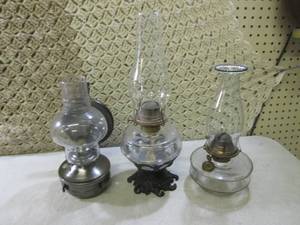 (CSB) 3 Vintage KeroseneOil Lamps ...