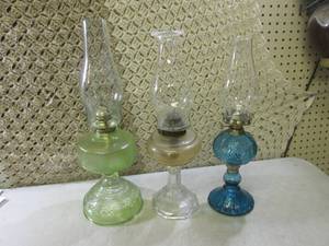 (EW6) 3 Vintage KeroseneOil Lamps ...