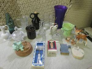 (D-3) Assorted Glass Decor Etc...