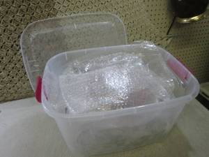 (RM4) Tote with Lid Full of Assorte...