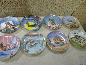 (BS) Assorted Cat Collector Plates ...