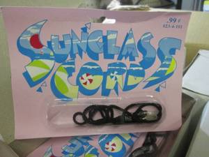 (EW3) Case with 38 Boxes SunglassG...