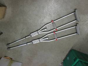 (E-1) Pair Walgreens Aluminum Adjus...