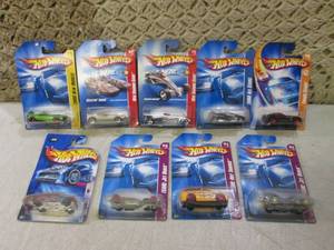 (C-4) Assorted Hot Wheels in Packag...