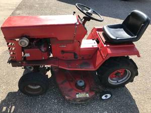 1970s Massey Ferguson 550 Garden Tractor