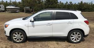 lot 2 image: 2013 Mitsubishi Outlander SE Sport AWD