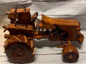 lot 40 image: Custom Made Wood Tractor 11 Inch