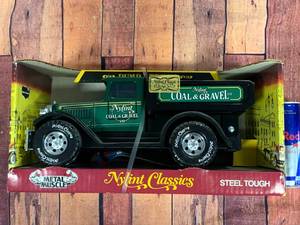 lot 54 image: Nylint Classics Dumptruck Coal & Gravel