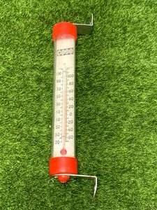 lot 60 image: Vintage Case Thermometer