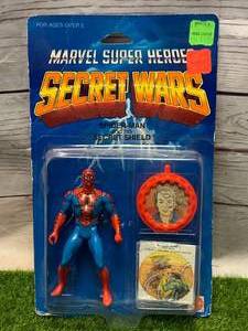lot 101 image: 1984 Spiderman & His Secret Shield
