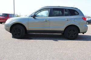 lot 16 image: 2009 Hyundai Santa Fe GLS - AWD