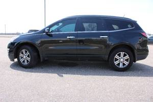 lot 8A image: 2017 Chevrolet Traverse LT