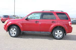lot 12A image: 2011 Ford Escape XLT - AWD - 2 OWNERS