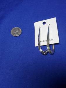 lot 115 image: Sterling Silver Threaded Posts