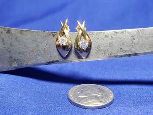 lot 114 image: Gold Earrings Stamped PPC 14K GF