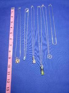 lot 232 image: Necklace Lot 232