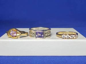 lot 326 image: Size 8 Ring Lot