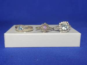 lot 324 image: Size 8 Ring Lot