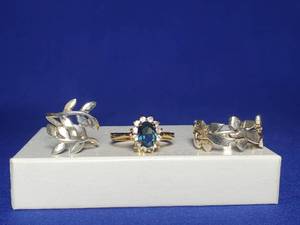 lot 322 image: Size 8 Ring Lot