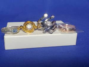 lot 320 image: Size 8 Ring Lot