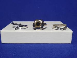 lot 308 image: Size 5 Ring lot