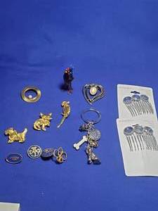 lot 297 image: Broaches, and accessories lot 297