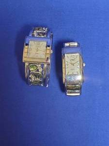 lot 26 image: 2 cuff watches