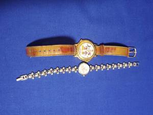 lot 14 image: Micky & Minnie watches