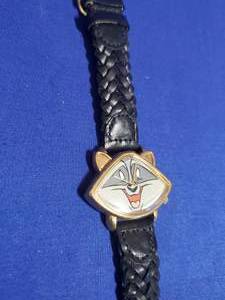 lot 13 image: Disney Meeko from Pocahontas watch