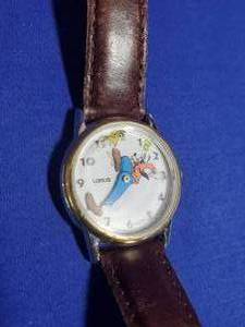 lot 12 image: Lorus Goofy watch