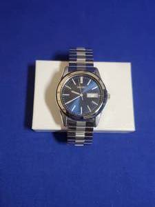 lot 2 image: Seiko Blue mens watch