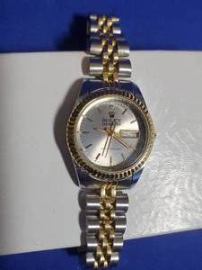 lot 1 image: Rolex Osterizer