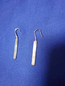 lot 100 image: 2003 Tiffany and Co .925 sterling silver 1837 bar stick Dangle earings online selling for 350.00