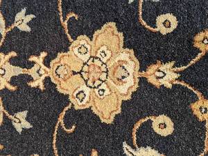 Decorative Wool Pile Area Rug