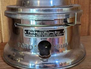 lot 54 image: Vintage Ford Gumball Machine