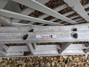 lot 90 image: Keller 20ft Extension Ladder