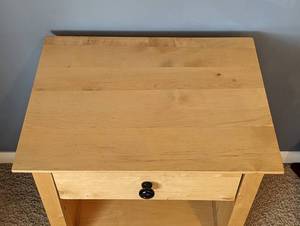 lot 68 image: Blonde Wood Nightstand