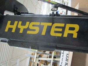lot 11 image: Hyster Forklift, SN C187V02833N, fu...