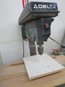 lot 18 image: Delta Drill Press, floor model, #90...