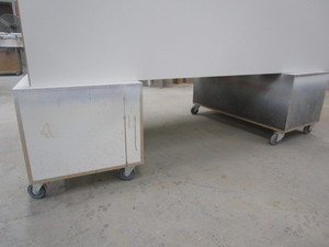 lot 58 image: Roller bases for material handling,...