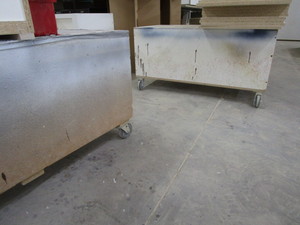 lot 60 image: Roller bases for material handling,...