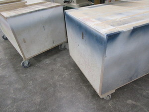 lot 77 image: Roller bases for material handling,...