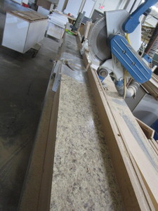 lot 80 image: MEC 300 ST cut off saw & metal tabl...