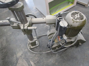 lot 81 image: Powermatic Powerfeeder roller attac...