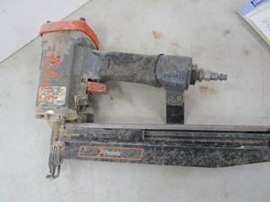 lot 84 image: Paslode finish nailer, 16ga...