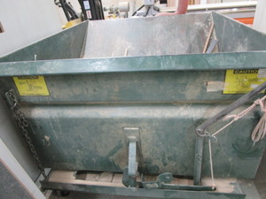 lot 105 image: Jesco cart, Model 211741, 1.5 cubic...