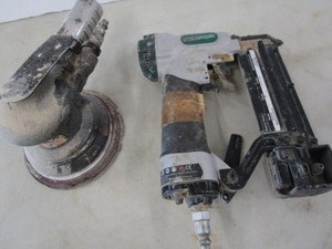 lot 126 image: MasterForce micro pin nailer 23ga &...