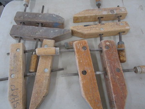 lot 145 image: Jorgensen #1 wood clamps, qty 4...