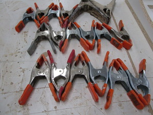 lot 147 image: Spring clamps 16 Pony 2, two larg...